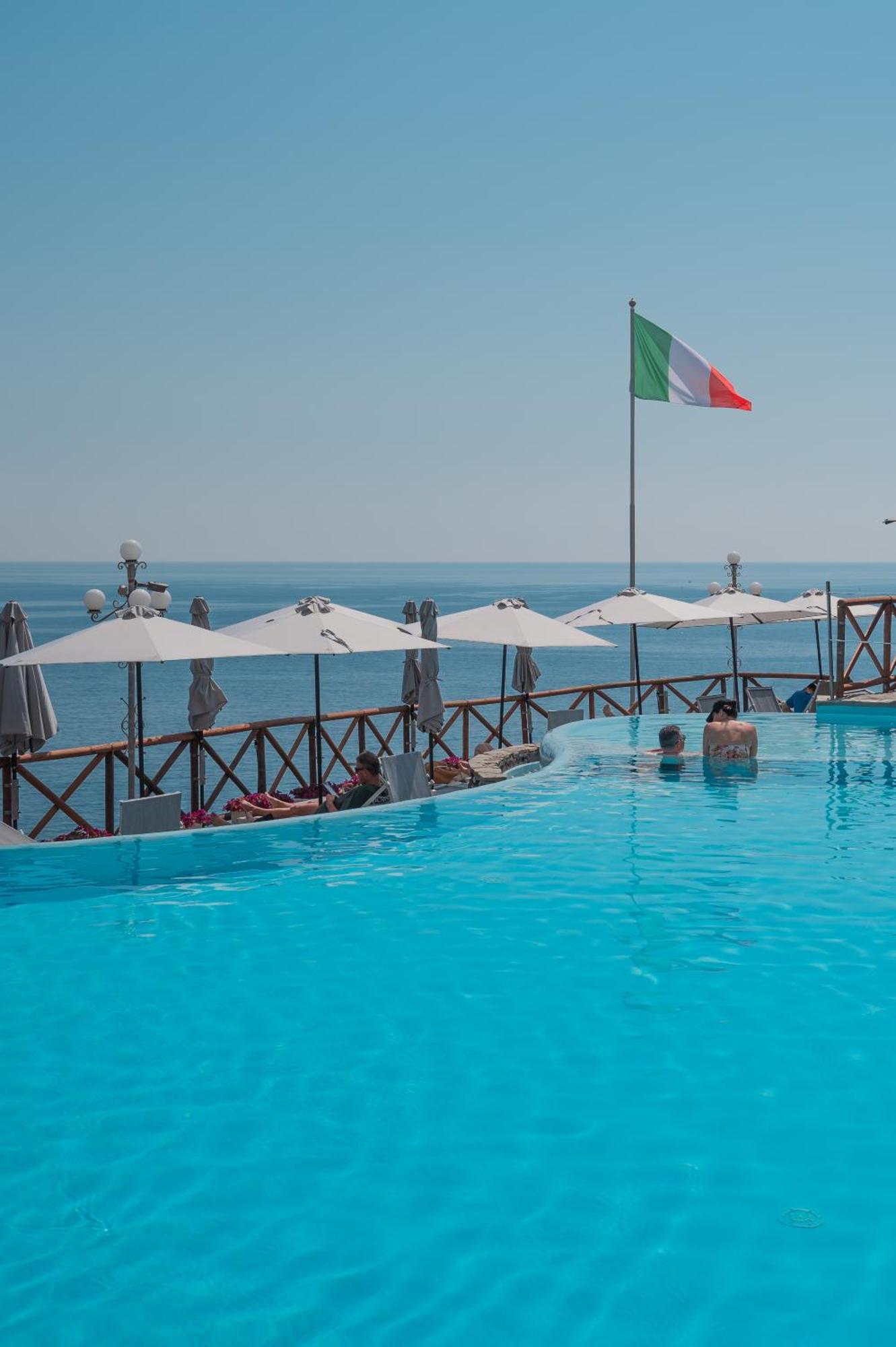 Hotel Porto Roca Monterosso al Mare Luaran gambar